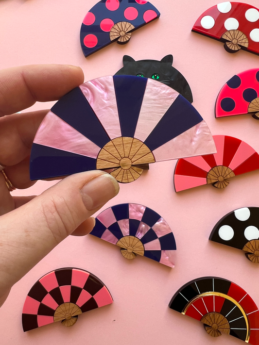 Fan brooch - Blue / Pink Marble Stripe