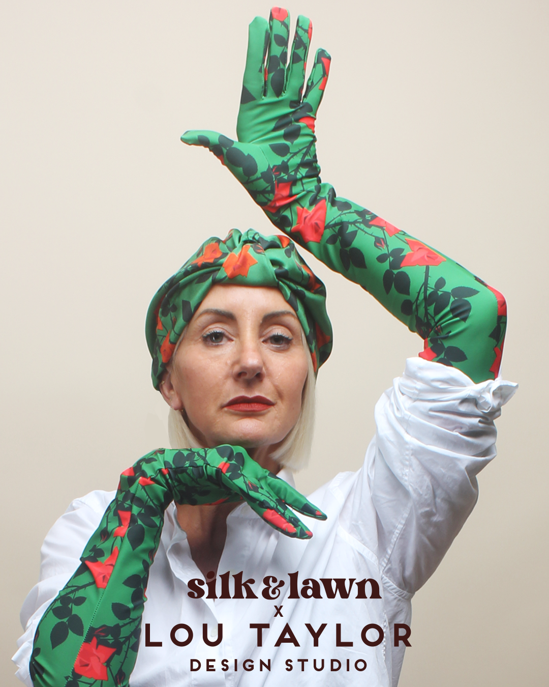 Silk turban - green roses