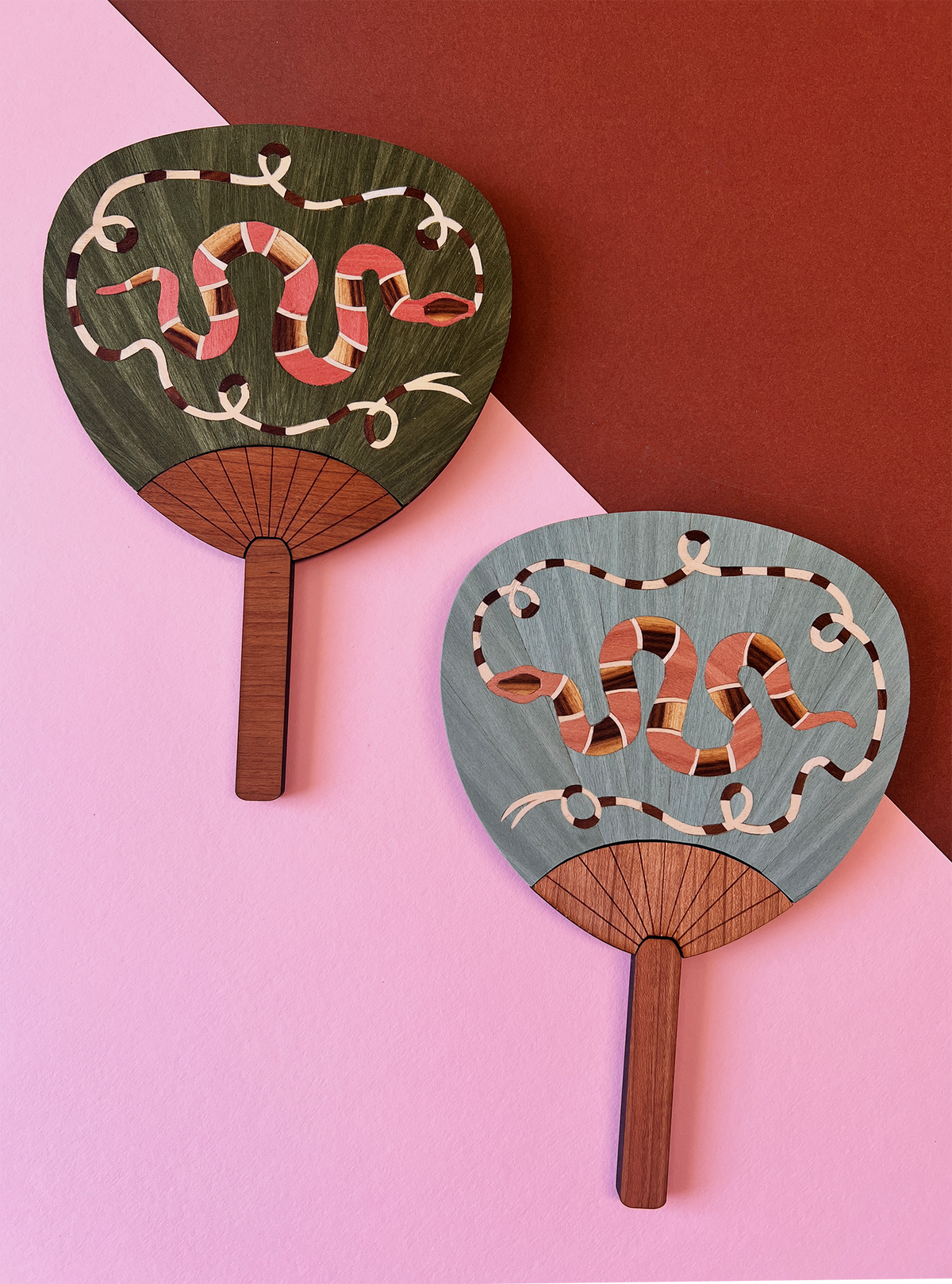 Snake palette fan (blue)