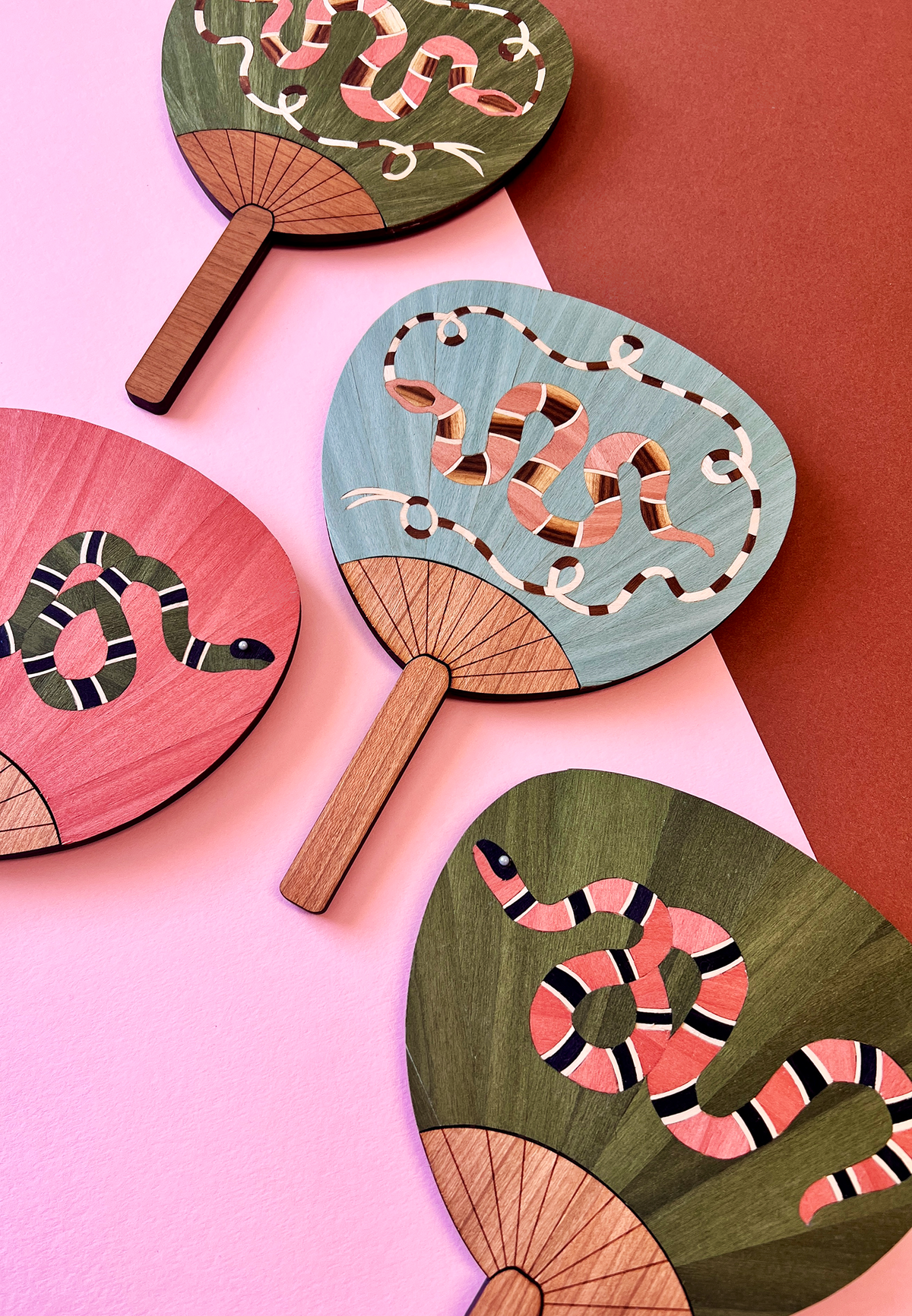 Snake palette fan (blue)