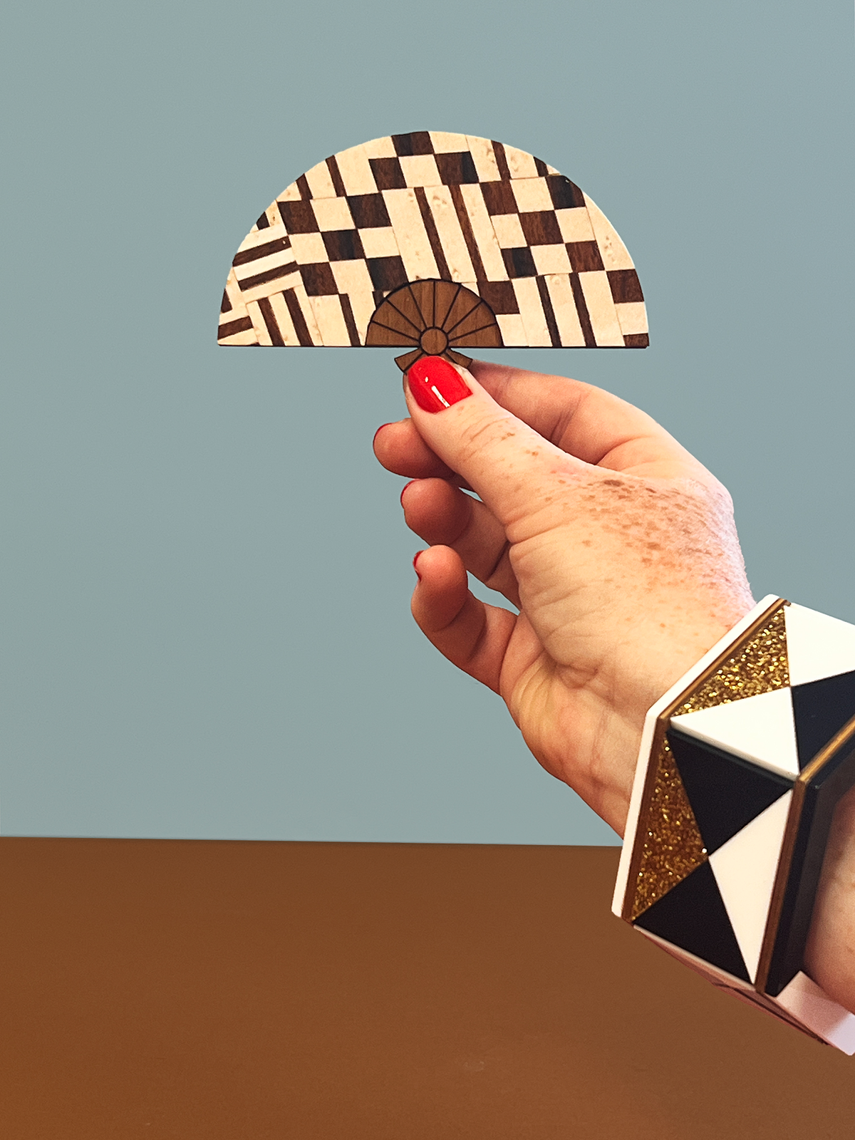 Mini wall fan