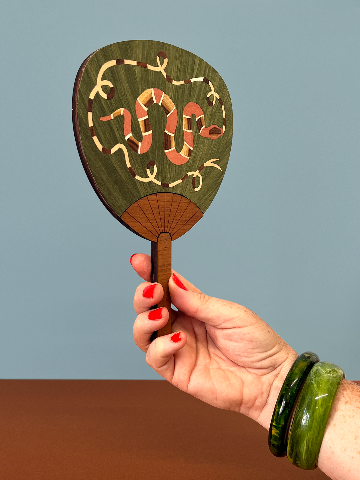 Snake tongue palette fan (green)