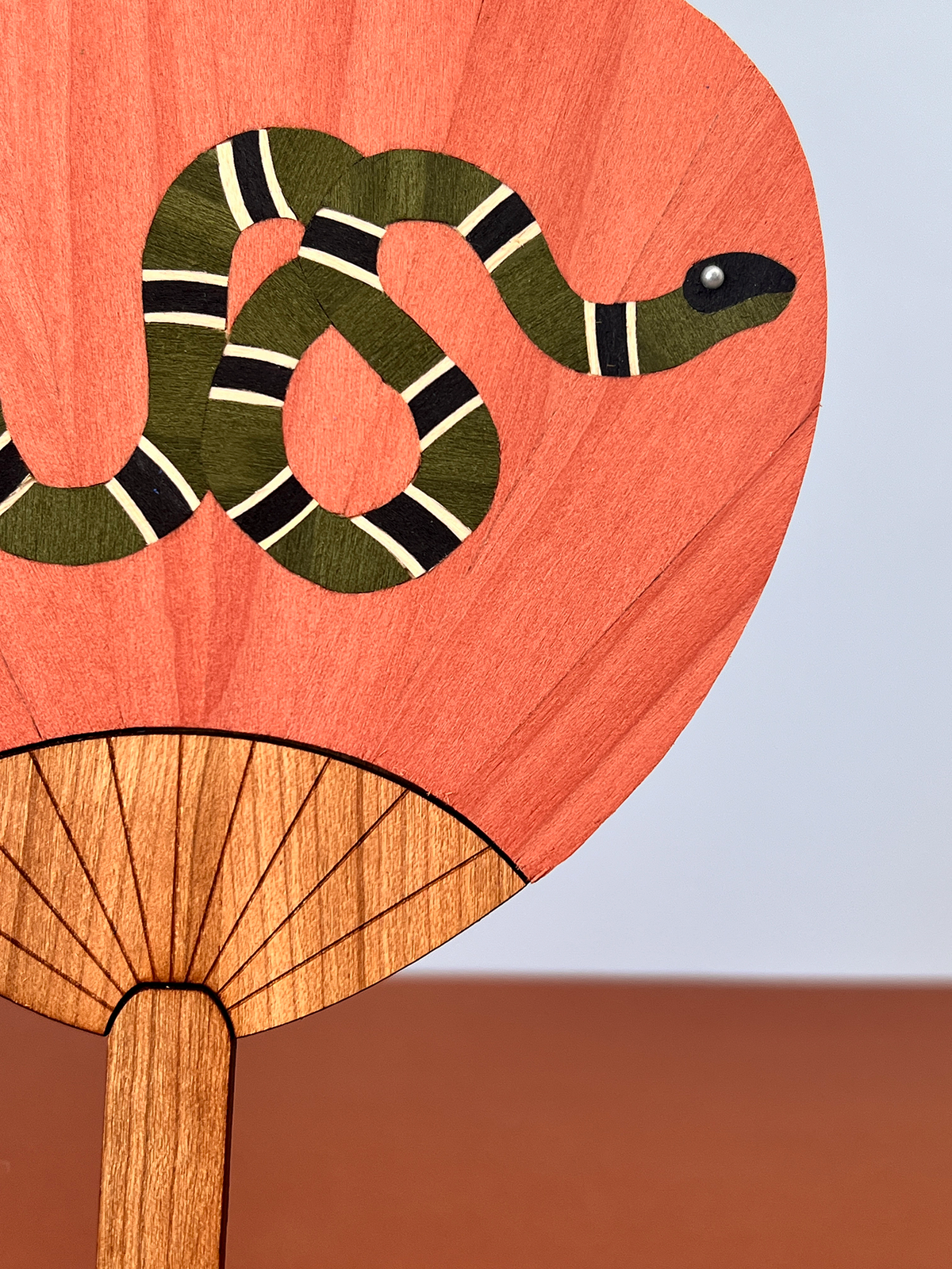 Snake palette fan (pink/green)