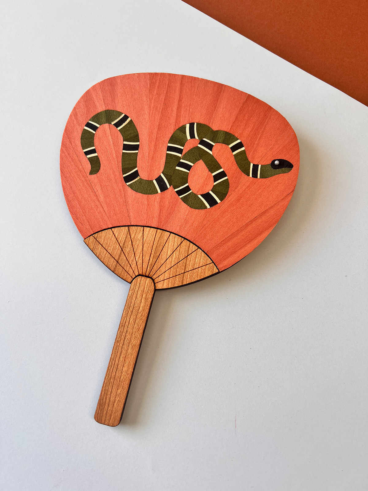 Snake palette fan (pink/green)