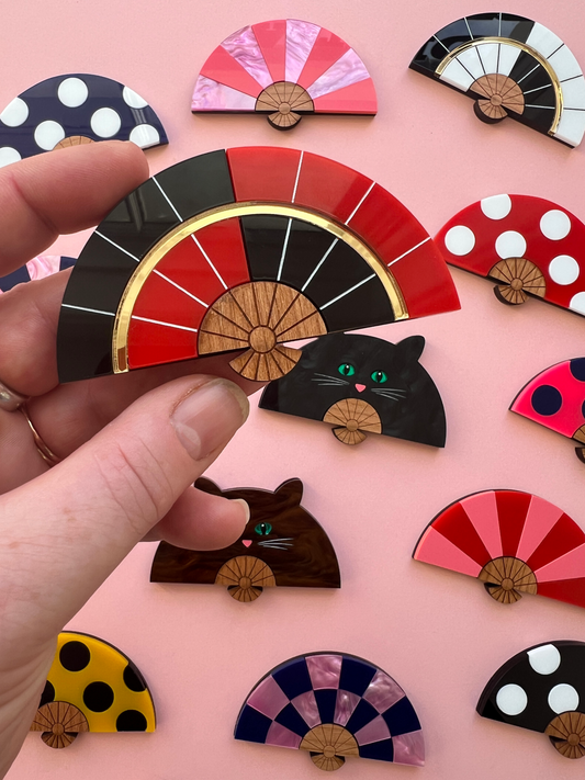 Fan brooch - Red / Black Geometric