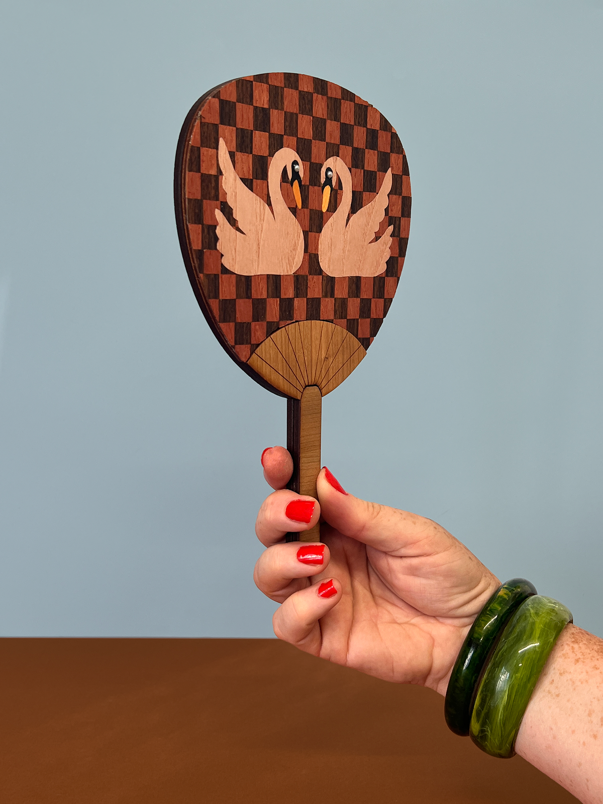 Swan Fan No.1 (red)